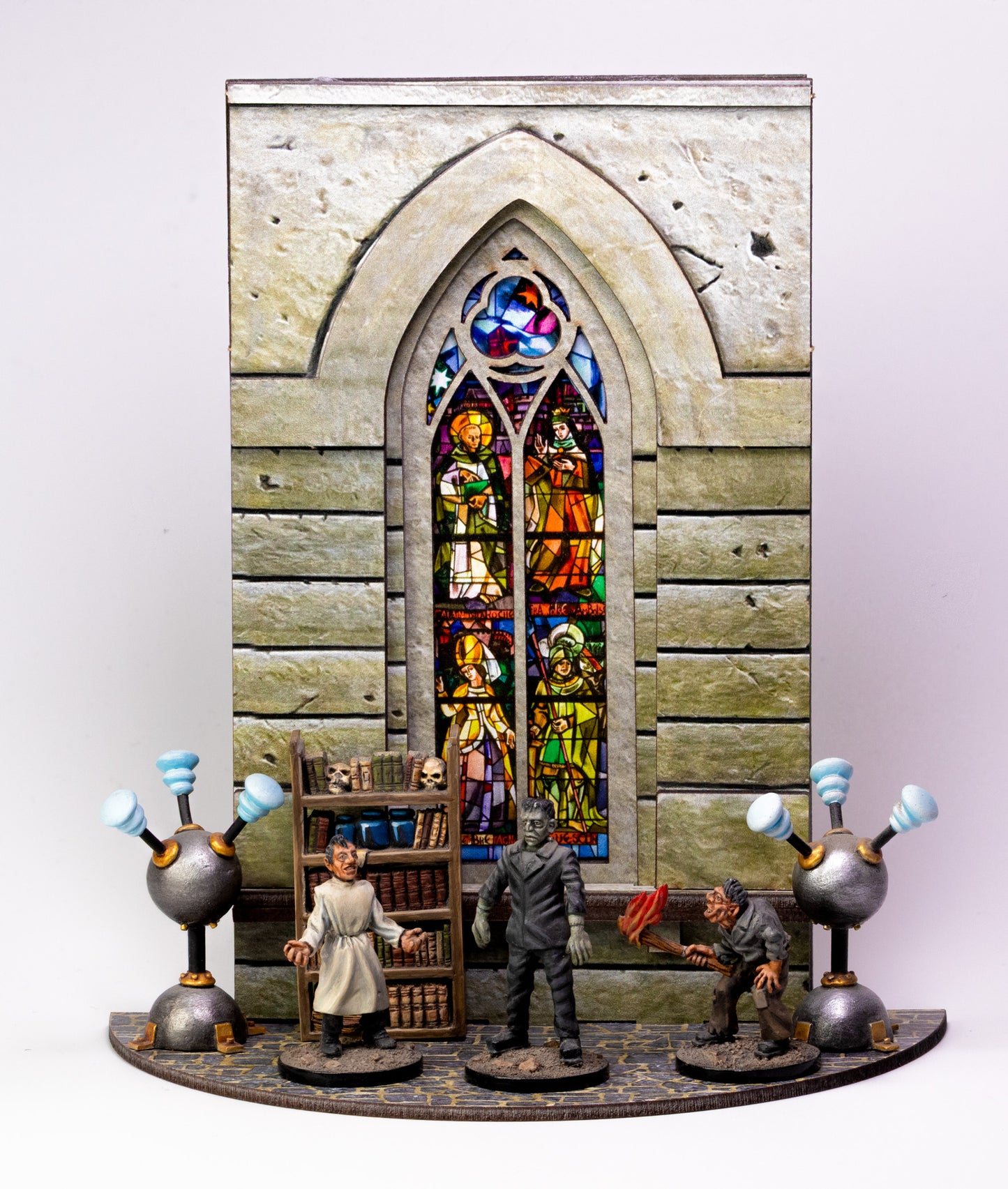 100MMR16 Gothic window