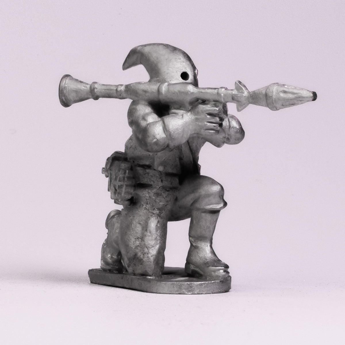 100GOO03 Hooded Goon with RPG Launcher