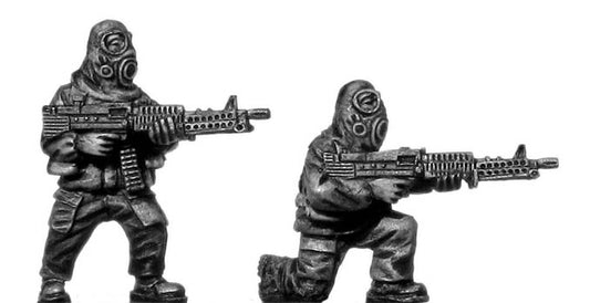 1960-80s US trooper in MOPP gear with M60 machinegun