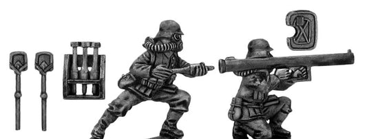 Stormtroopers in gasmasks Panzerschrek team