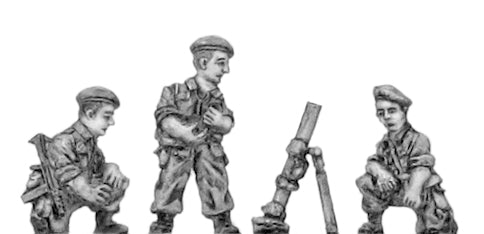 Legionnaire 80mm Mortar team in beret