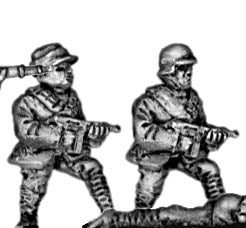 Chinese infantry with submachinegun