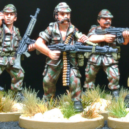 100MOD204 1970s Portuguese (Africa) w/MG3