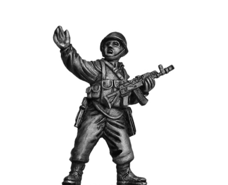 100MOD250 Mechanised infantry NCO in helmet with AK74